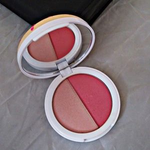 🚫SOLD🚫 I Heart Revolution Blush